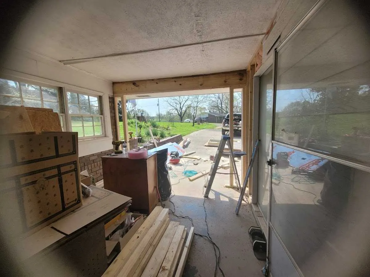 Air movers and dehumidifier for Drying & Dehumidification in South Windsor